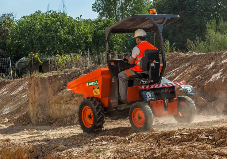 Trabaje con TOTAL SEGURIDAD asegurándose EL MÁXIMO RENDIMIENTO: DUMPER AUSA D150 RM PLUS